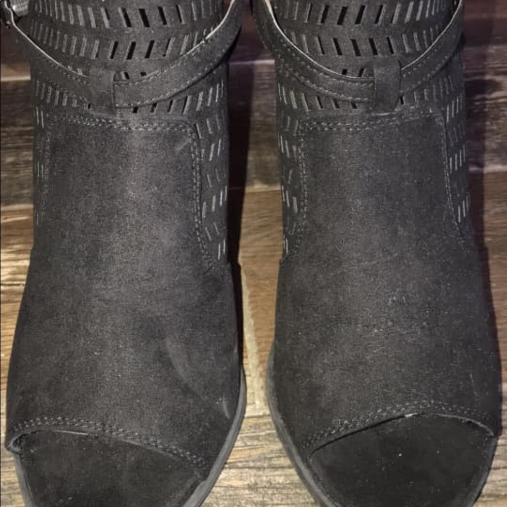 Black booties - Picture 3 of 3